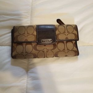 Coach Checkbook Wallet